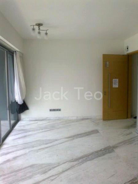 2 Bed Condo for Rent in  Suites @ Cairnhill - Image 4